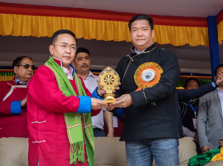 Khandu bats for strengthening Arunachal-Sikkim bond