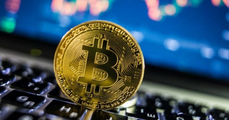 Bitcoin, other cryptocurrencies in free fall after interest rate hikes