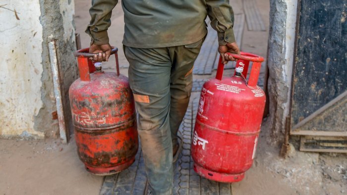 LPG price rise triggering fire in kitchen AICC secy