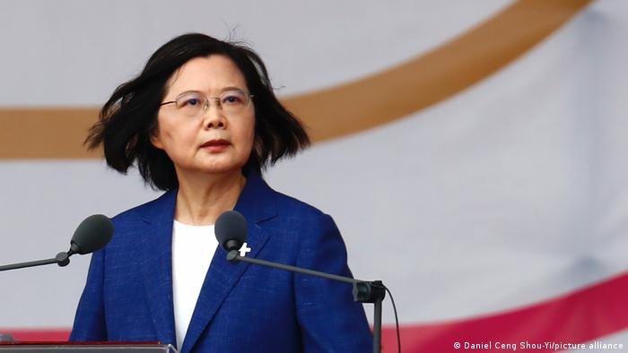 Taiwan Leader Tells Troops To Keep Cool Amid Chinese Threats 3 (3)