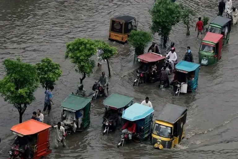 Pak’s catastrophic floods: Climate experts warn harsher and more extreme conditions in coming years 8