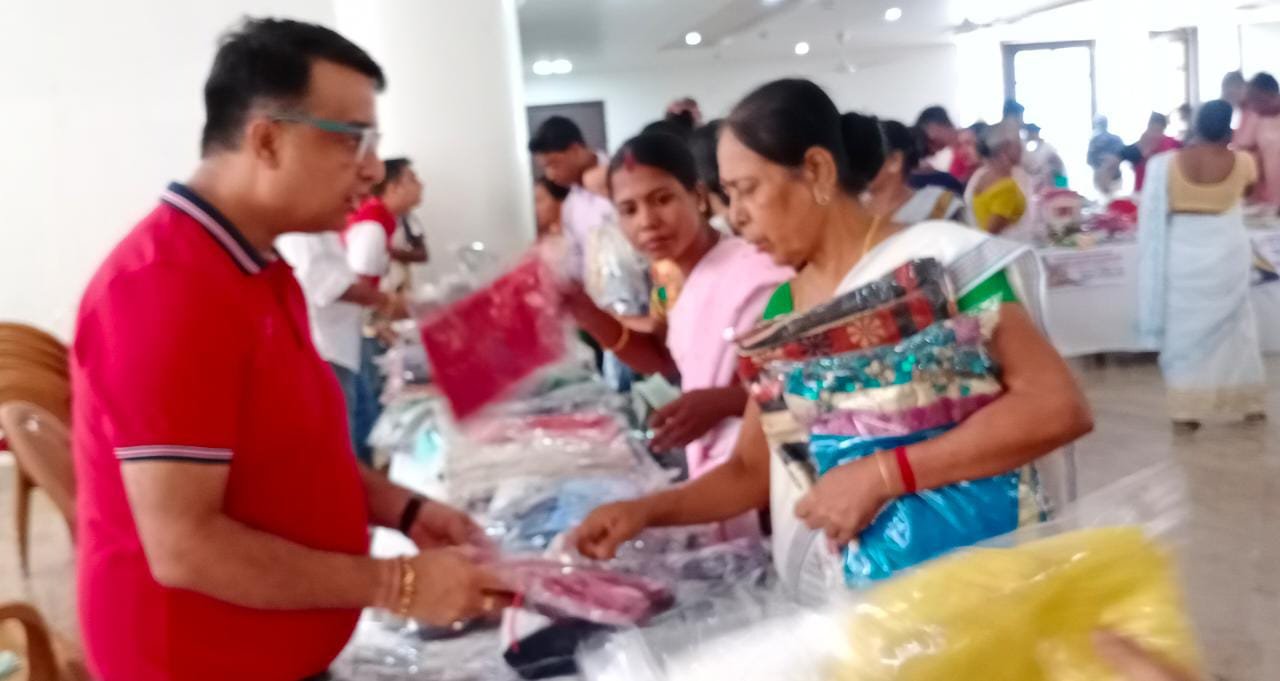 Lions Club organises ‘Lions Hat Bazar’