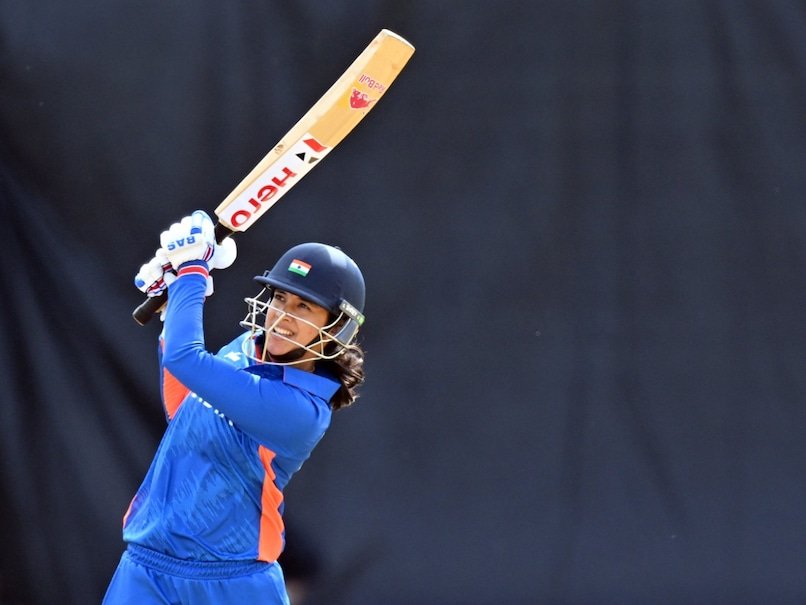 Mandhana considering pulling out of Women’s Big Bash to manage workload