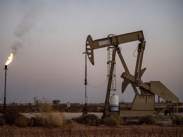 Oil ministry seeks review of windfall tax; wants certain fields exempt
