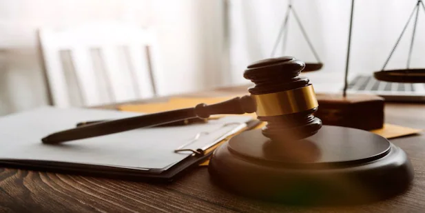 gavel-shutterstock-1019×573