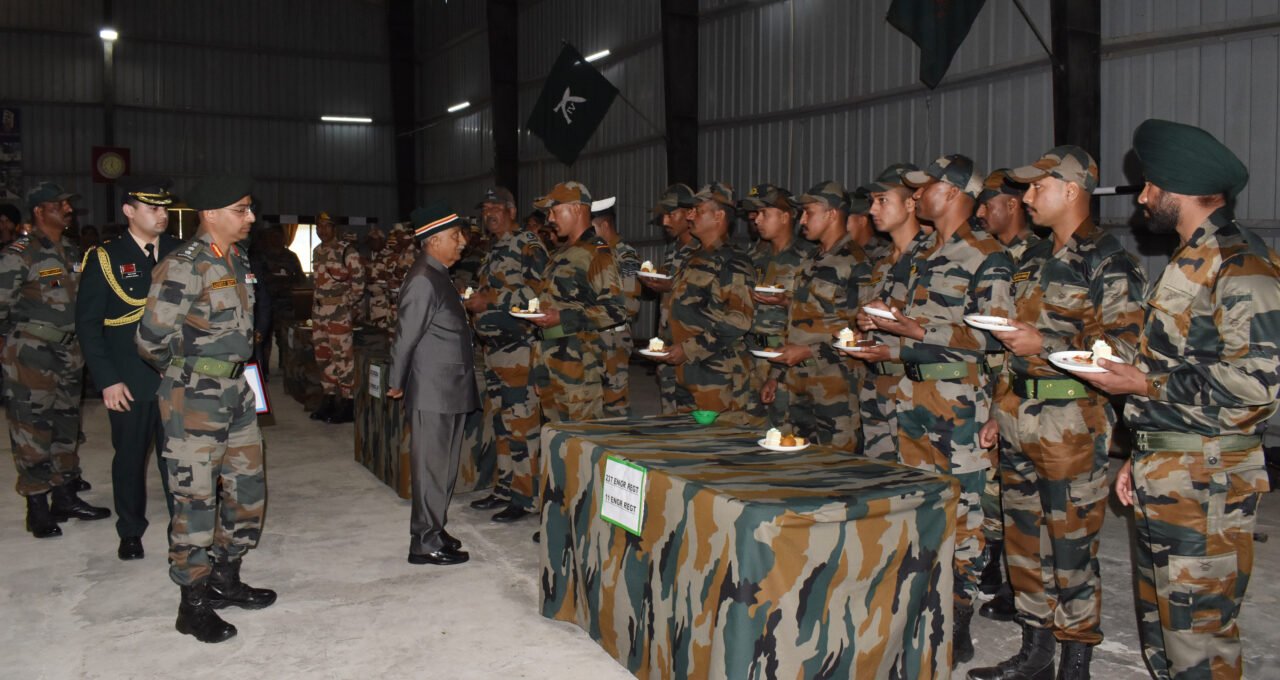 Arunachal Governor praises soldiers for guarding LAC with dedication 3rd LEAD (10)