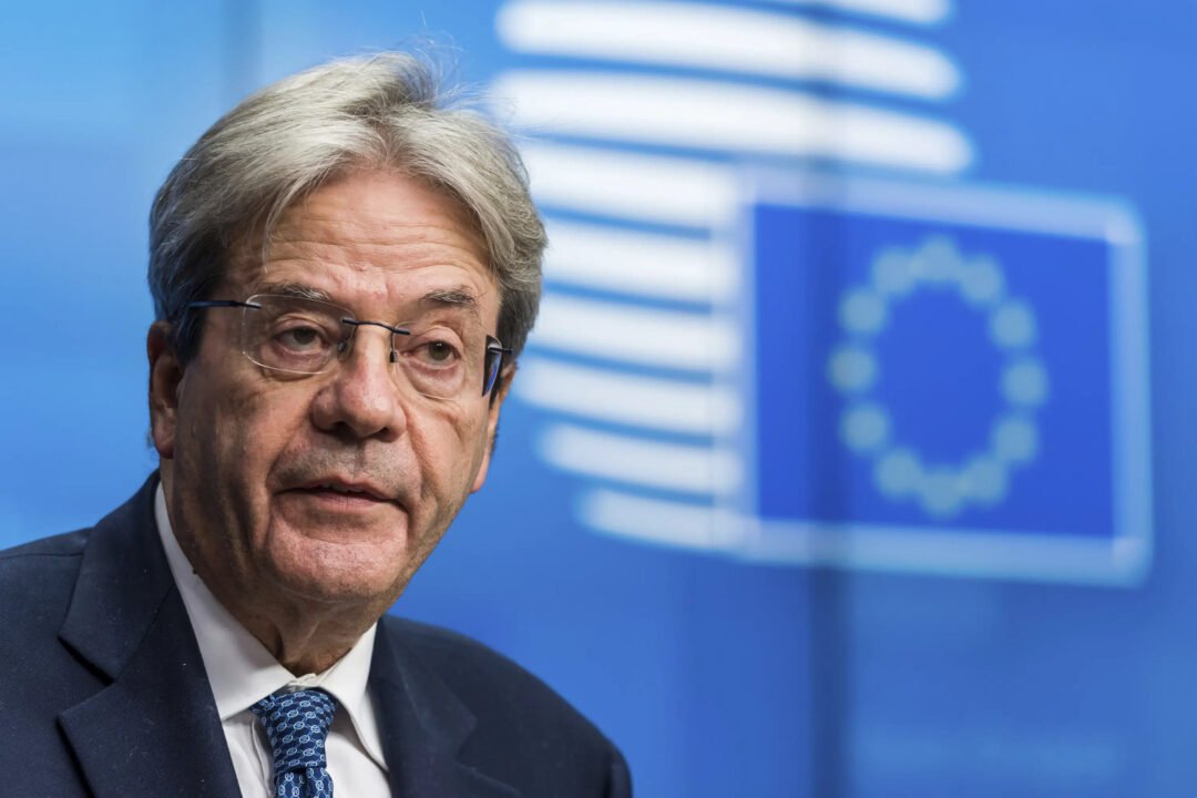 EU foresees economy improving, but inflation still painful 3000