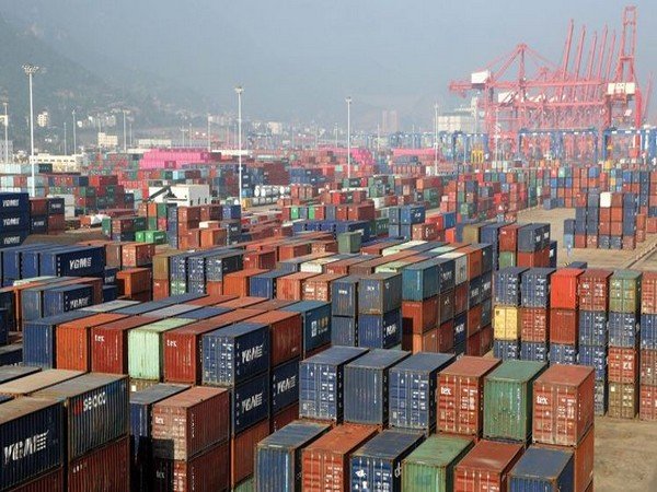 Exports dip by 6.58 pc in Jan; trade deficit lowest in 12-months at USD 17.75 bn