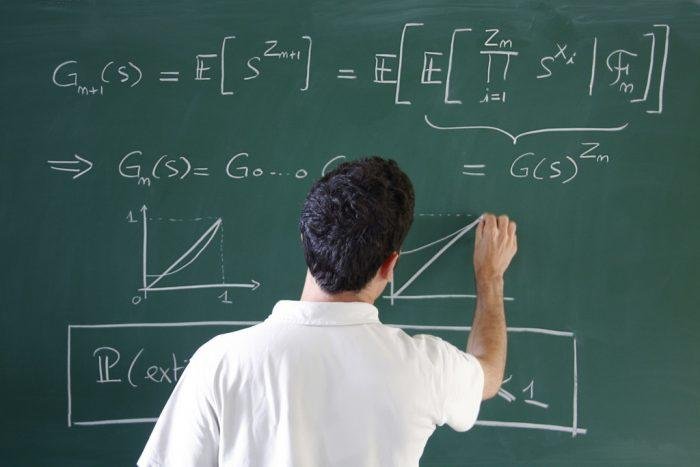 Teaching-Qualifications-For-Tutors-700×467-1