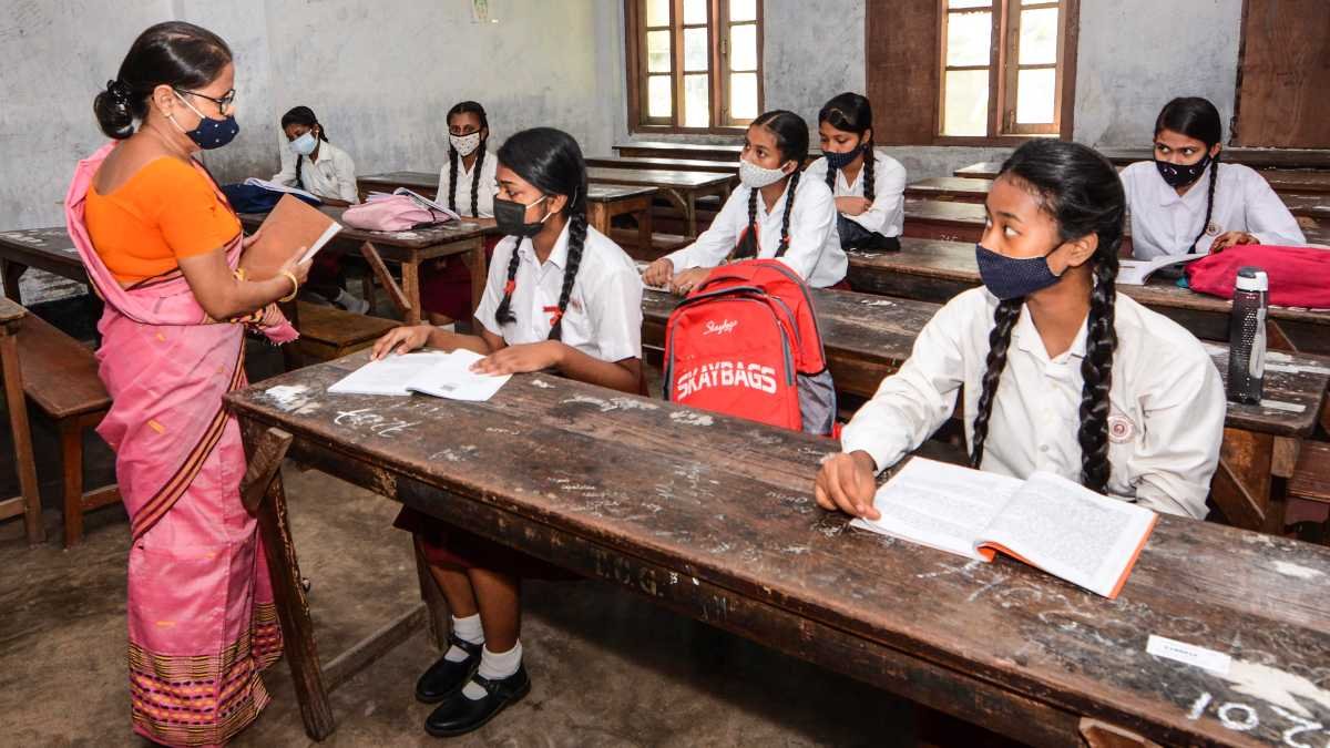 Assam Education Dept Issues 'Formal' Dress Code for School Teachers -  YouTube