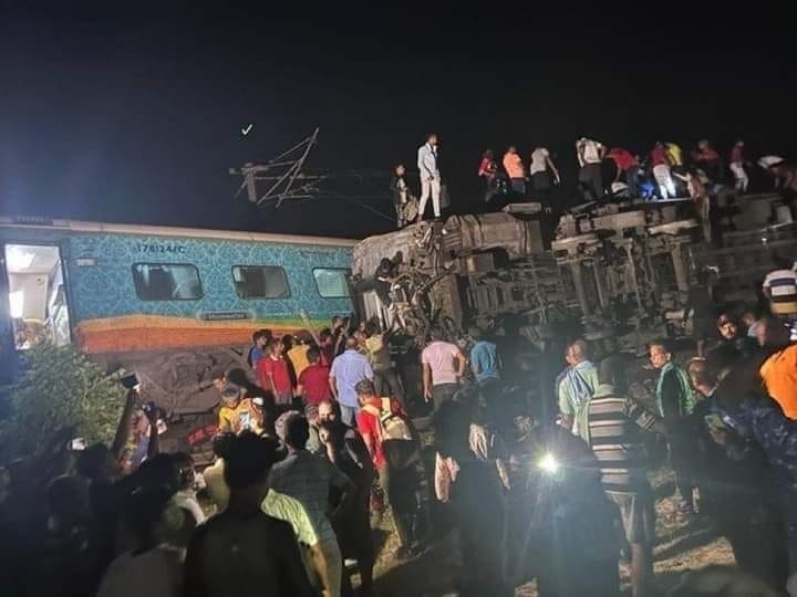 Train accident pics