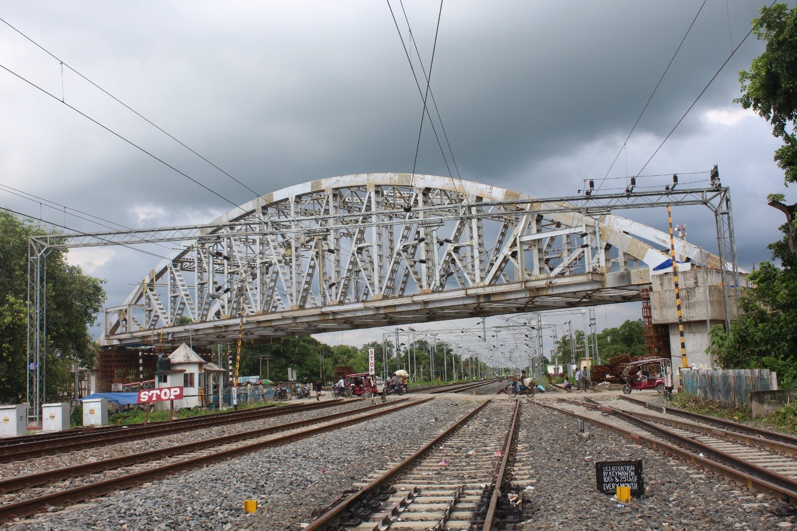 New railway road over bridge inaugurated at Jagiroad