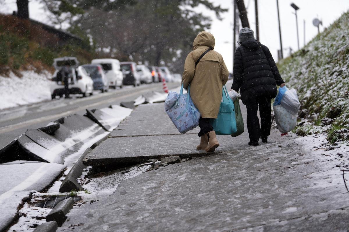 Japan_Earthquake_26741