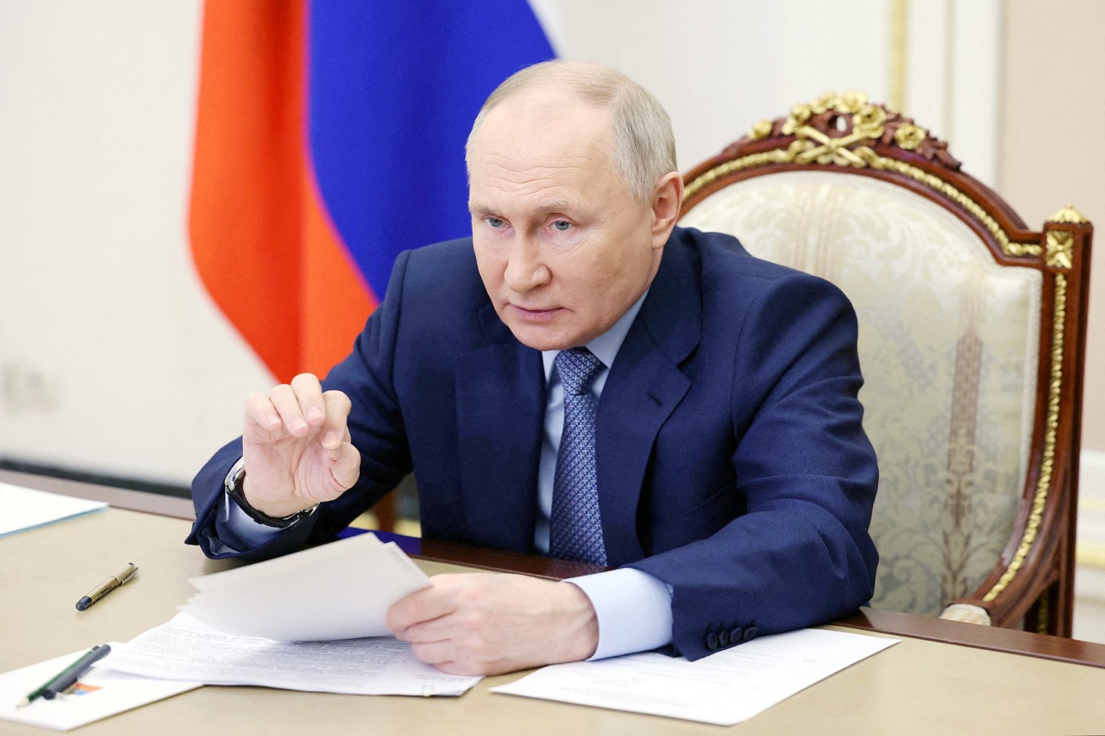 Putin says Russia prefers Biden to Trump because he’s ‘more experienced and predictable’ Russian President Putin chairs government meeting in Moscow