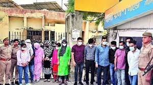 Fake call centre duping US citizens busted in Noida, 14 held download (6)