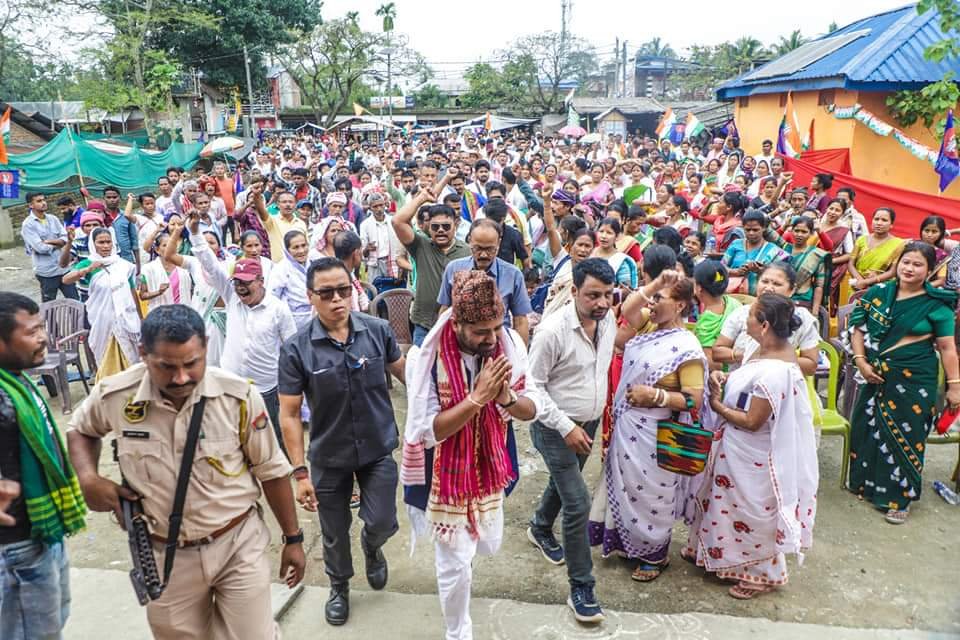 AJP’s Lurinjyoti Gogoi leads UOF’s election campaign in Margherita