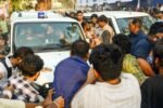Members-of-CPI-M–students-wing-SFI-surround-the-c_1740932130057_1741445822392