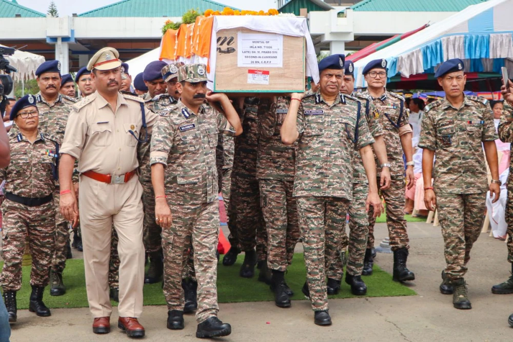 CRPF pays tribute to officer killed by lightning in Jharkhand 1 CRPF pays tribute to officer killed by lightning in Jharkhand