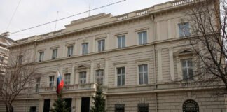 Austria expels 3 Russian Embassy staff over suspected antenna spying in Vienna