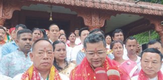 Union Minister reviews development projects in Lower Siang